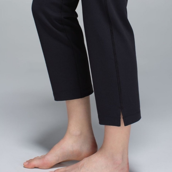 Lululemon City Kick It Pant *Full-On Luon Black - Picture 6 of 12